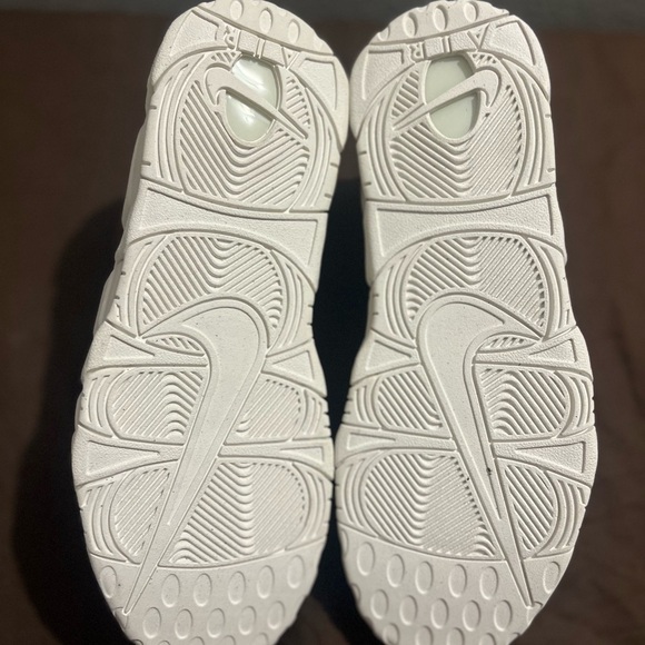 Nike Women's Sneakers White and Brown Air Max Uptempo Fits Men 12.5 new - Picture 6 of 8